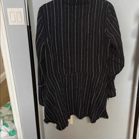 Free People Navy Pinstripe Women's Blazer - Picture 4 of 4